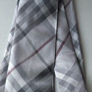 Burberry tie